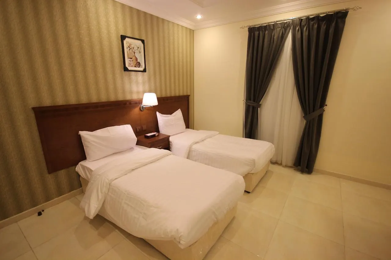 جدة Al-Salamah - Lamasat Palace Suites 3*,  المملكة العربية السعودية