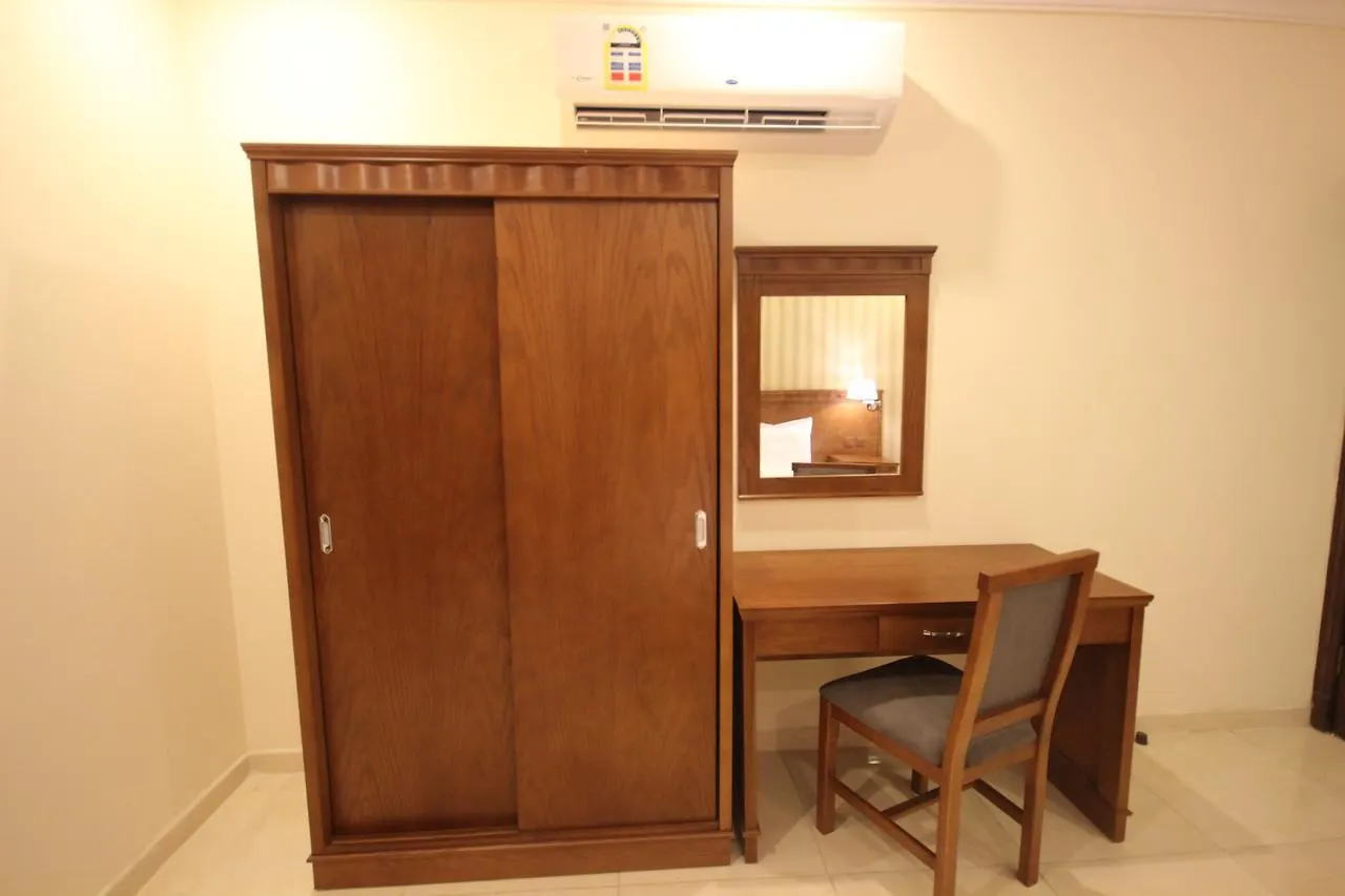 جدة Al-Salamah - Lamasat Palace Suites شقة فندقية