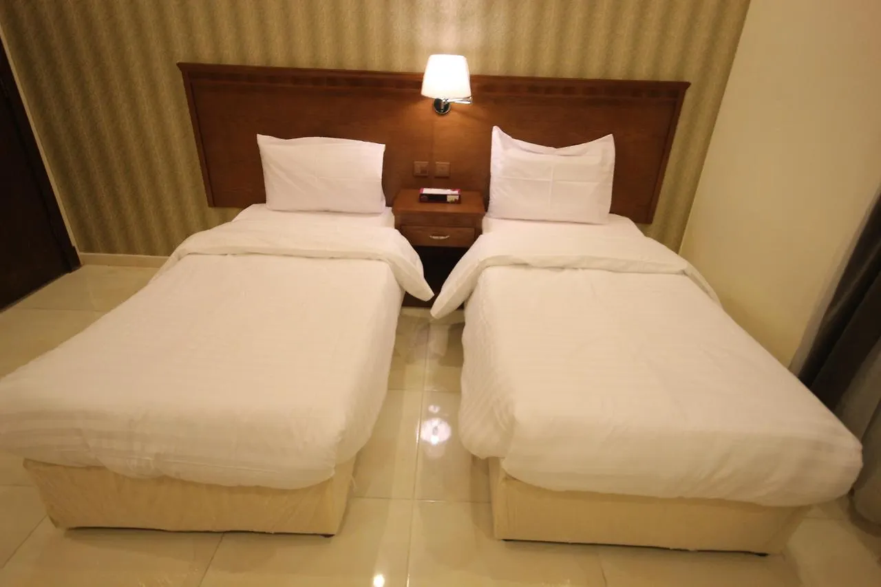 جدة Al-Salamah - Lamasat Palace Suites 3*,  المملكة العربية السعودية